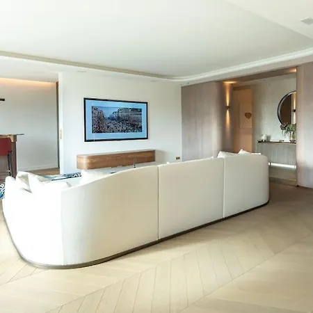 Modern Flat With Terrasse, 16 *