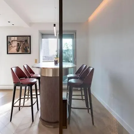 Modern Flat With Terrasse, 16 Paris