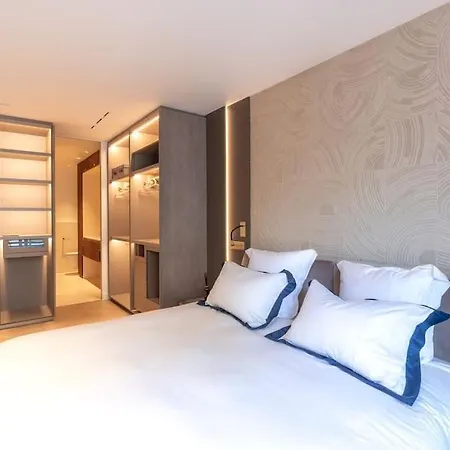Modern Flat With Terrasse, 16 Paris